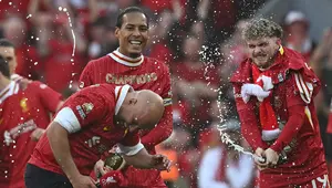 7 Klub Inggris Paling Bergelimang Trofi: Liverpool Ungguli Manchester United