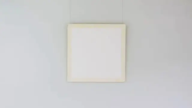 Seni Kanvas Putih Kosong