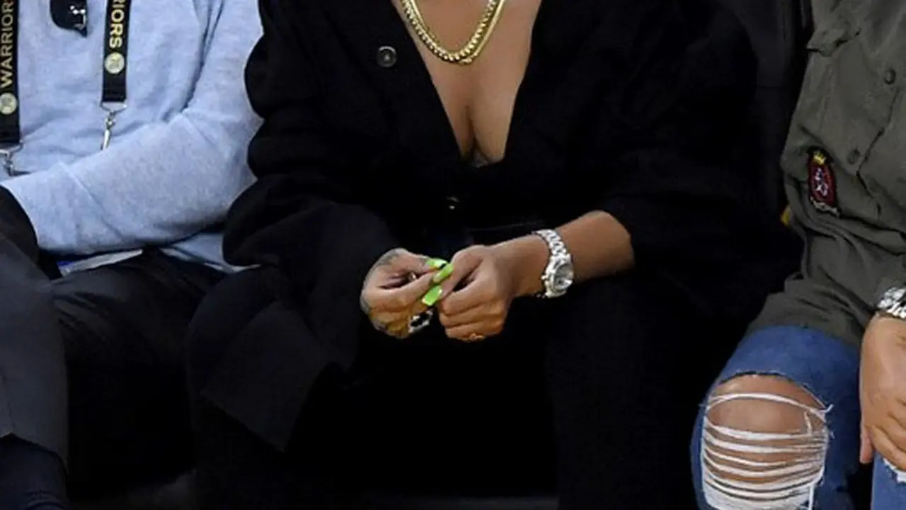 [Bintang] Rihanna
