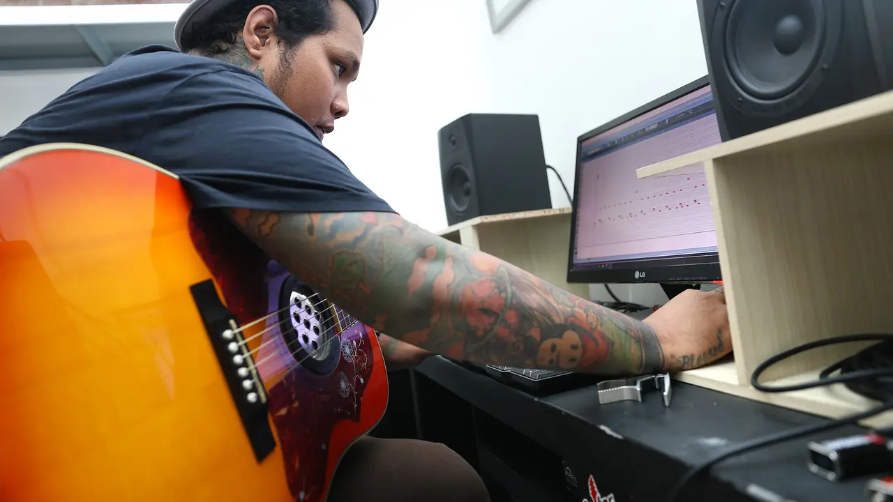 [Bintang] Bawakan Surat Cinta untuk Starla, Virgoun Duet Bareng Pasha Ungu 