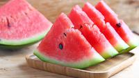How to Pick Watermelon: 6 Tips to Get the Ripe One