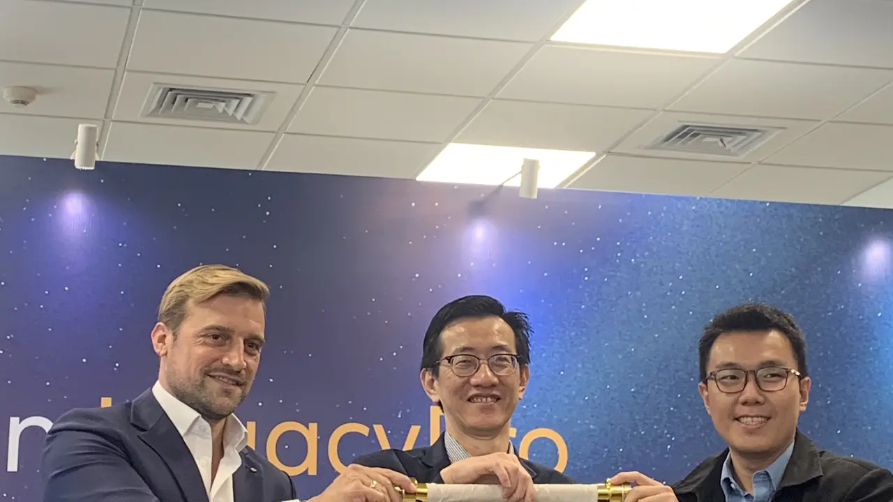 PT Asuransi Allianz Life Indonesia meluncurkan Allianz LegacyPro. Merupakan produk asuransi jiwa tradisional dengan pembayaran Premi berkala yang memberikan manfaat bagi petanggung yang Meninggal Dunia hingga Tertanggung ber-Usia  100 tahun.