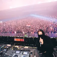 Invasion Jakarta: Lost in Wonderland (Dok . SHVR Invasion)