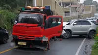 Kronologi Truk Muatan Pasir Gagal Nanjak hingga Tabrak Fortuner di Depok