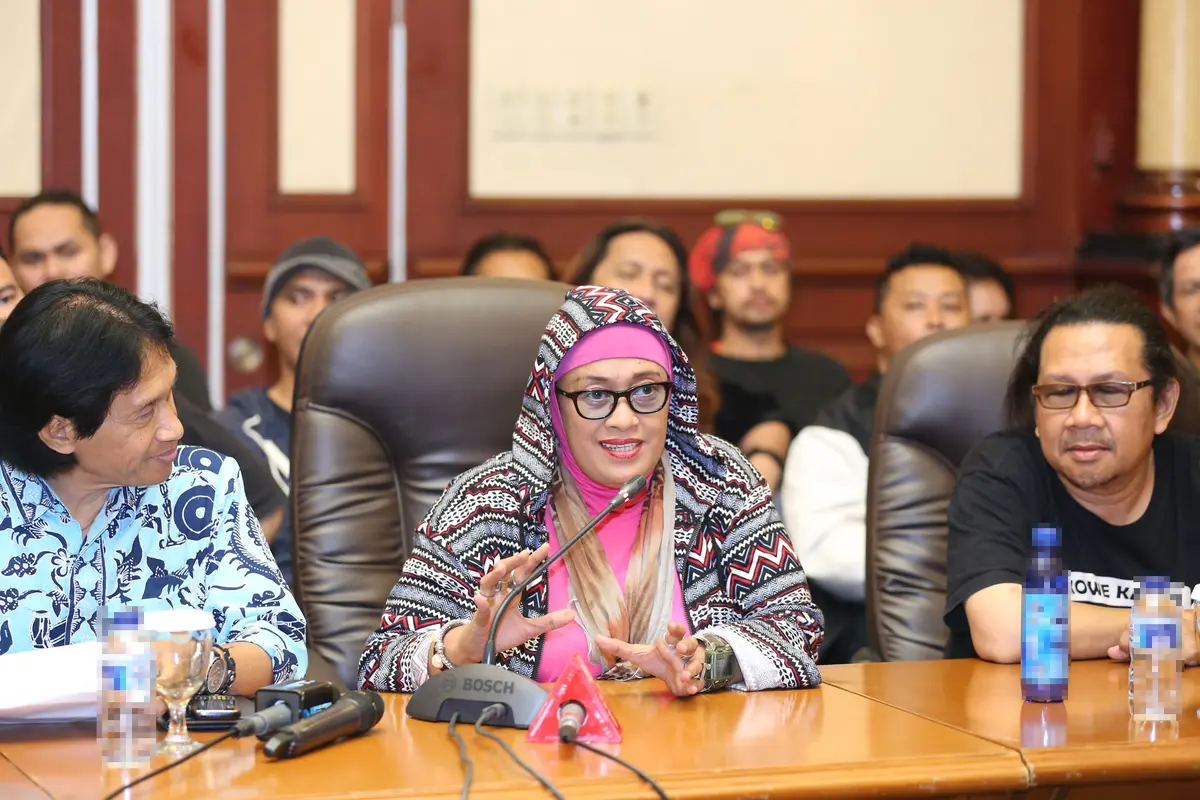 [Bintang] Renny Djayoesman