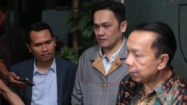 [Bintang] Farhat Abbas