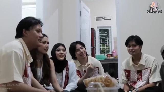 Potret Rizky Febian dan Putri Delina Temui Adik Sambung Bintang, Mahalini dan Jeffry Reksa Ikut Temani