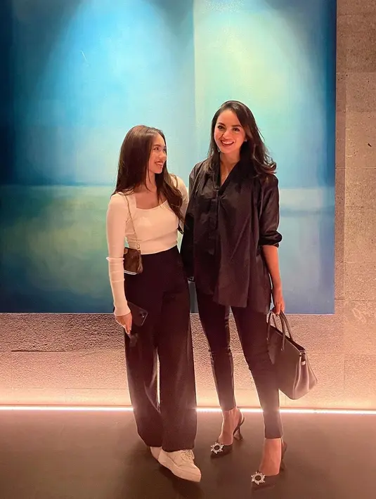 Penampilan Jasmine Abeng sering diunggah oleh Ririn Ekawati pada akun Instagram miliknya. (Foto: instagram/ Ririn Ekawati)