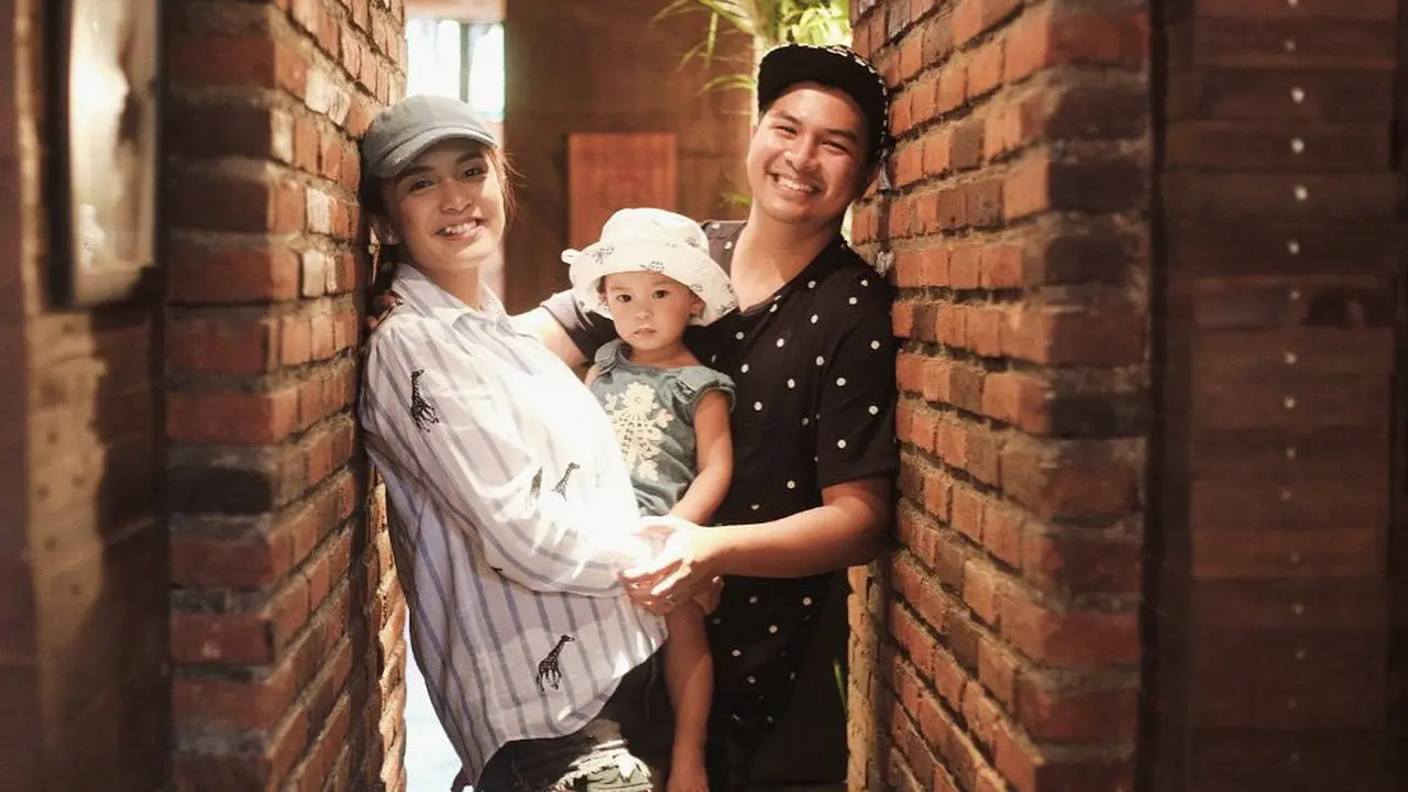[Bintang] Chelsea Olivia dan Glenn Alinskie