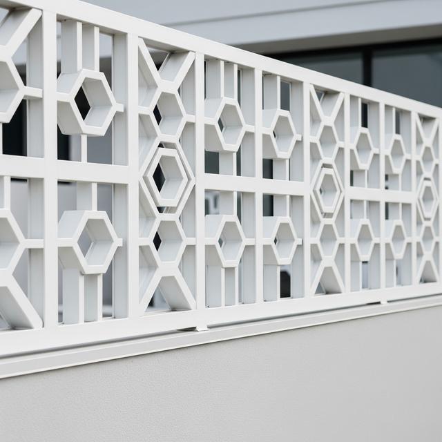 Inspirasi Pagar Tembok dengan Roster Artistik