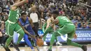 Pebasket Orlando Magic, Shelvin Mack, berusaha melewati pebasket Boston Celtics, Jaylen Brown, pada laga NBA di Amway Center, Orlando, Minggu (5/11/2017). Magic kalah 88-104 dari Celtics. (AP/Willie J Allen Jr)
