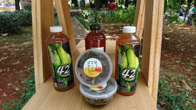 Aksi Cerdik Remaja Surabaya Kembangkan Sampah Jadi Belasan UKM