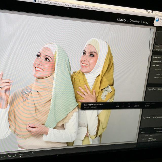 6 Potret Medina Dina Pakai Hijab, Dapat Restu Roy Marten Meski Beda Agama dengan Gading