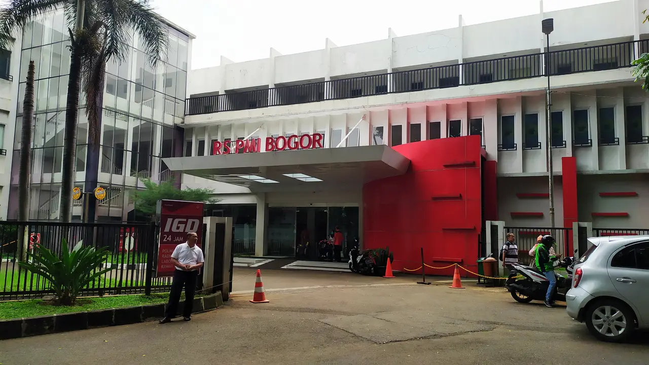 Rumah Sakit PMI tempat Anya dirawat. (Achmad Sudarno/Liputan6.com)