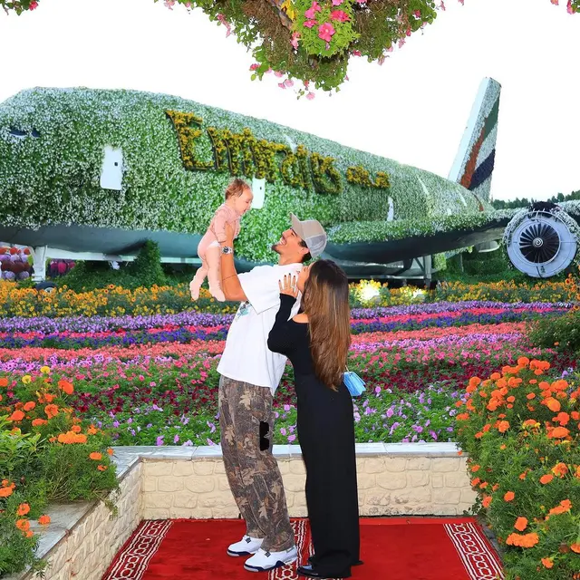 Mendiang Dali Wassink bersama anaknya (Instagram/dali.wassink)