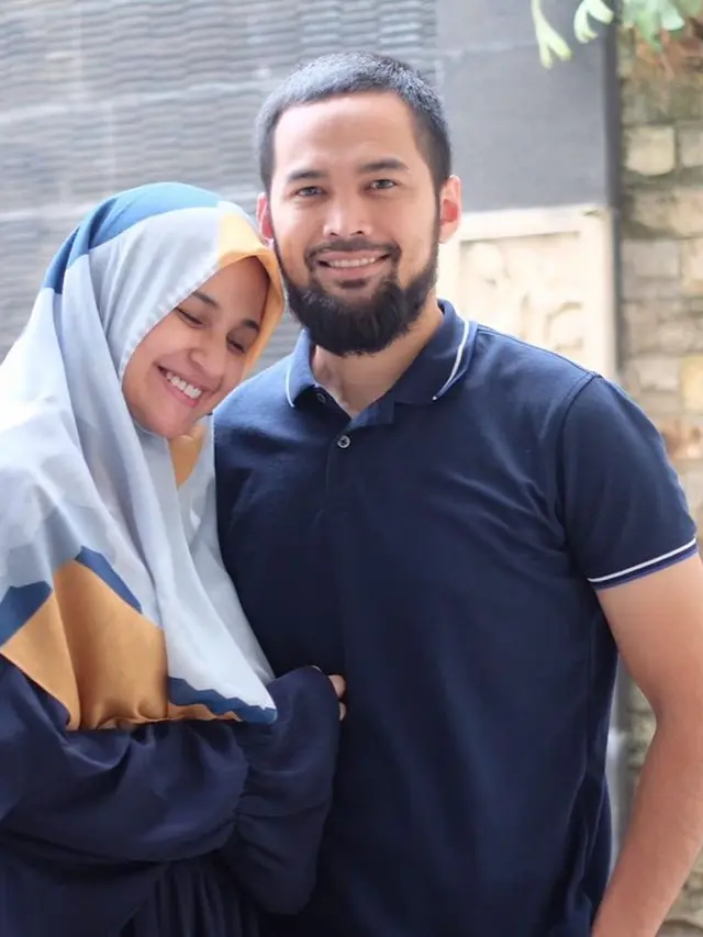 [Fimela] Teuku Wisnu dan Shireen Sungkar