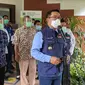 Gubernur Jawa Barat, Ridwan Kamil mendatangi Wisma Makara UI, Kota Depok, Rabu (2/12/2020). (Foto:Liputan6/Dicky Agung Prihanto)