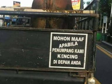 Kurang sedap nih kalau lagi macet di belakang mobil ini. (Source: brilio.net)