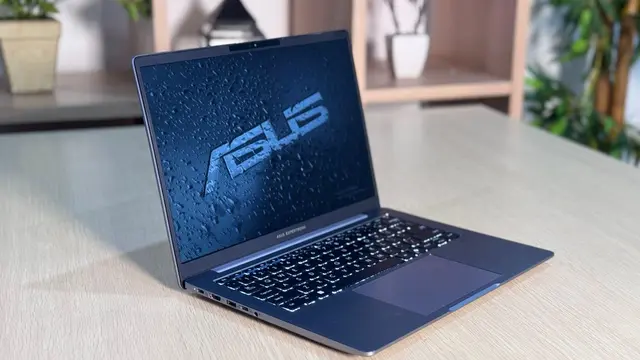 ASUS ExpertBook P3