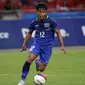 Pemain Timnas U-23 Thailand Nurul Sriyankem Saat Laga Thailand vs Indonesia (Liputan6.com / Helmi Fithriansyah)