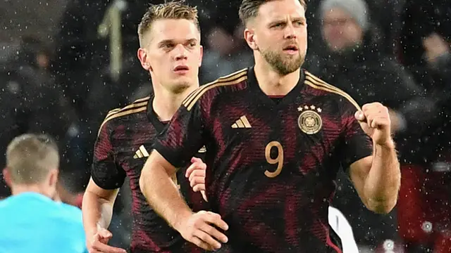 Niclas Fuellkrug - Jerman