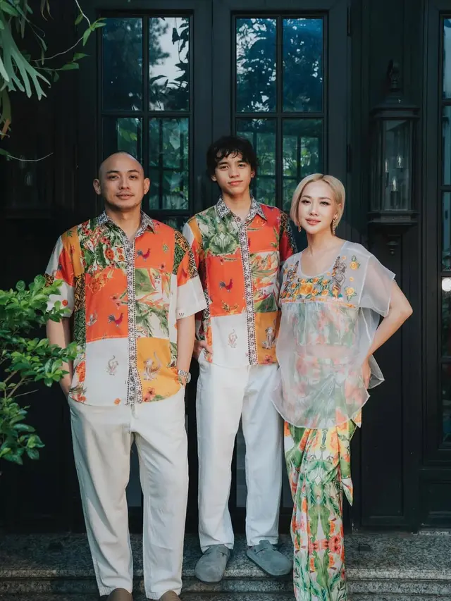 Outfit Keluarga BCL