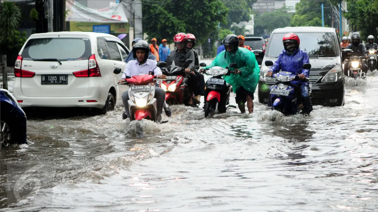 20161004-Kawasan Kemang Kembali Banjir-Jakarta