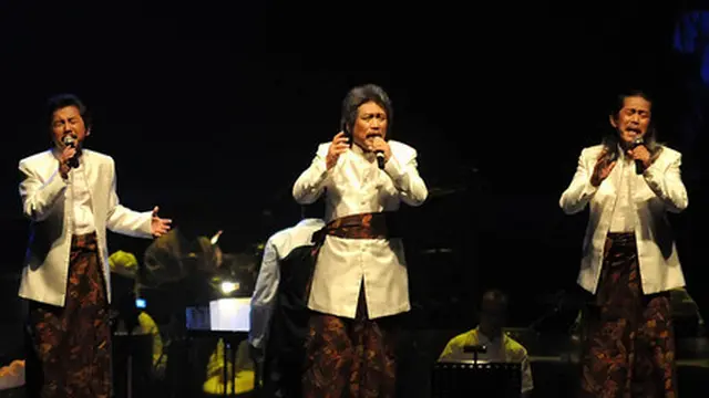 Penampilan Acil dengan trio Bimbo/kapanlagi.com