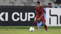 Gelandang Timnas Indonesia, Andik Vermansah, menggiring bola saat melawan Timor Leste pada laga Piala AFF 2018 di SUGBK, Jakarta, Selasa (13/11). Indonesia menang 3-1 atas Timor Leste. (Bola.com/Yoppy Renato)