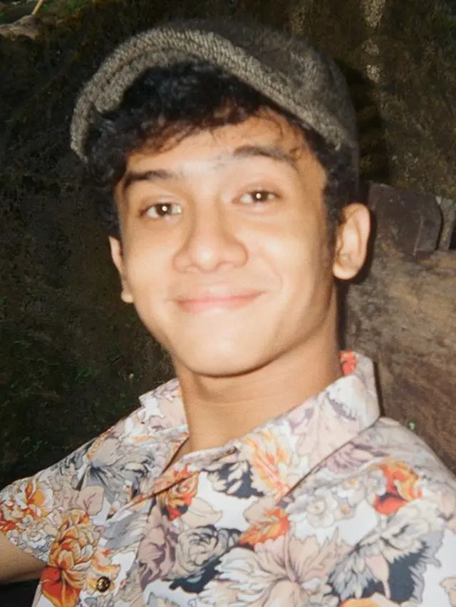 6 Potret Tampan Kevin Ichwal Ardilova, Pemeran Murid Nakal di Guru-guru Gokil