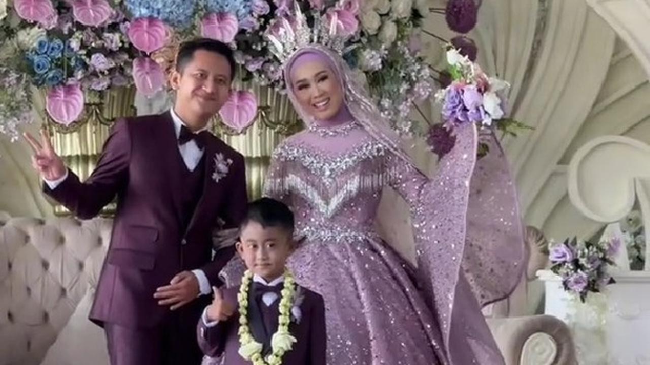 Khitanan mewah bak resepsi pernikahan