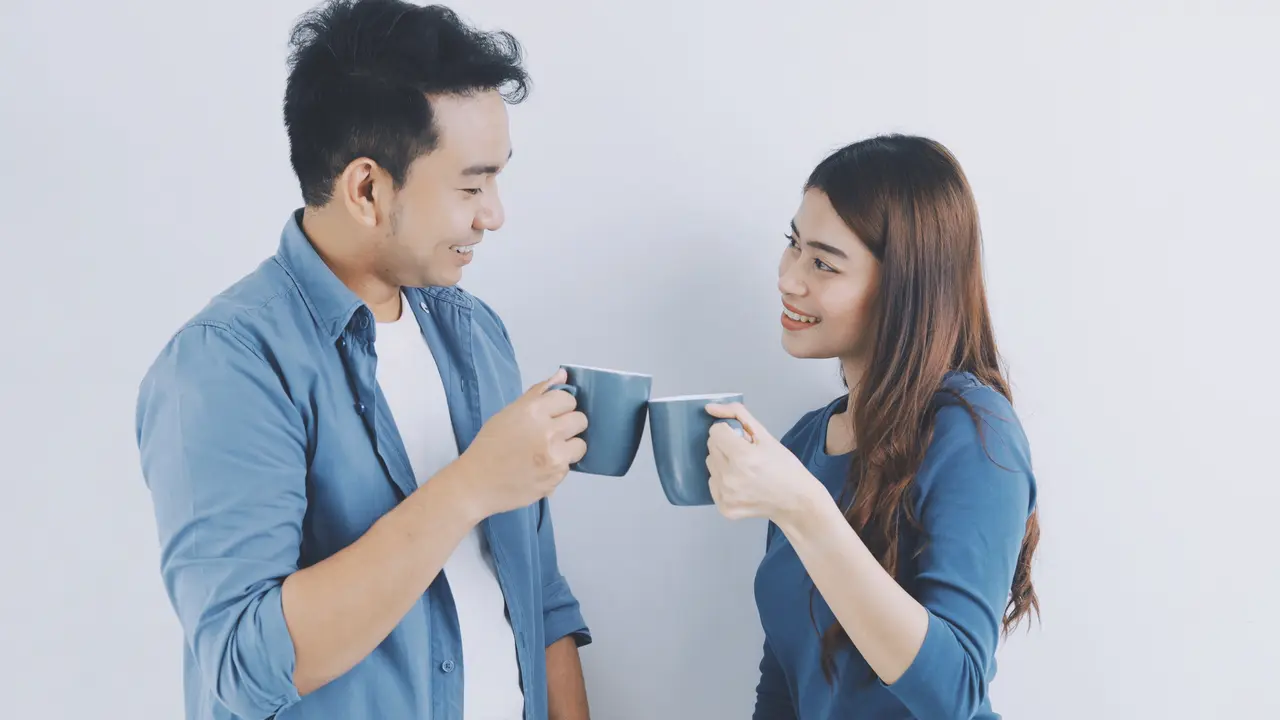 perempuan dan pasangan 12 september