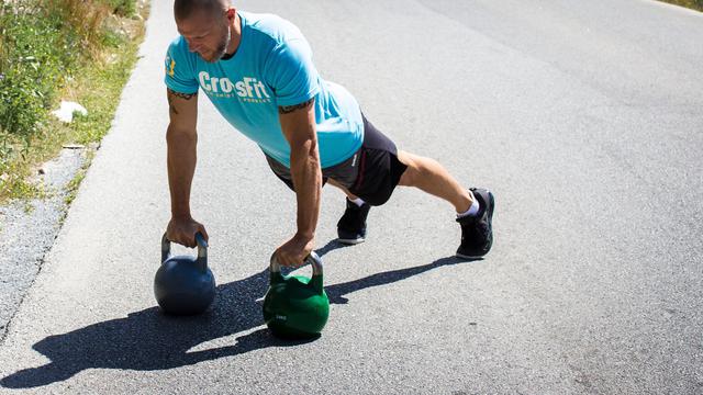 Ilustrasi latihan CrossFit