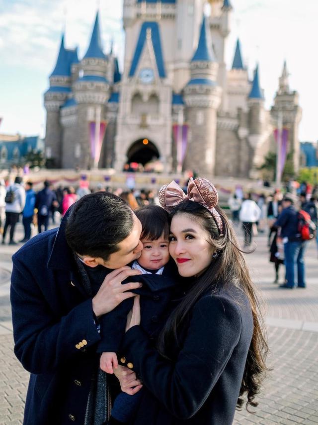 [Fimela] Sandra Dewi