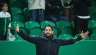 Ruben Amorim - Pelatih berusia 37 tahun ini merupakan salah satu juru taktik top di Portugal. Meski kalah telak dari Manchester City namun Amorim setidaknya ia berhasil membawa Sporting CP menjuarai Liga NOS dan Piala Portugal pada musim 2020/2021. (AFP/Carlos Costa)