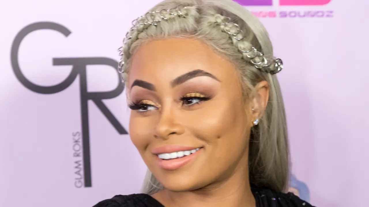 Blac Chyna memamerkan cincin berliannya beberapa hari setelah Kim Kardashian kehilangan berliannya. (AFP/Bintang.com)