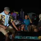 Proses evakuasi warga imbas gunung ibu di Halmahera Barat kembali erupsi. (Dok. Istimewa)