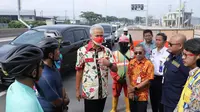 Gubernur Jawa Tengah (Jateng) Ganjar Pranowo memastikan jalan Tol Semarang-Demak siap digunakan saat momen libur natal dan tahun baru (nataru).