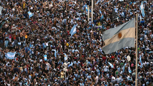 Lolos ke Final Piala Dunia, Warga Argentina Berpesta di Buenos Aires