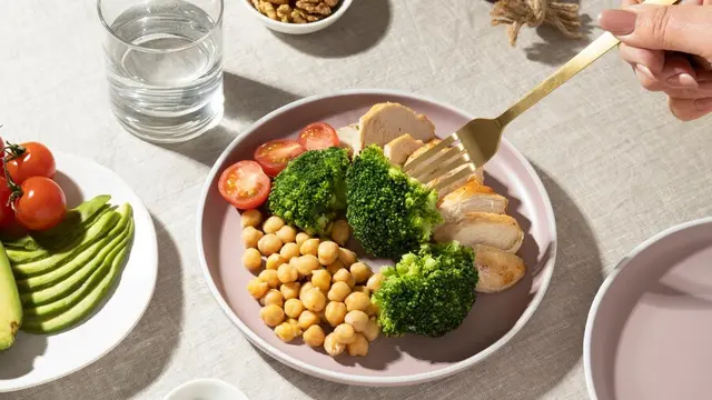 Salad plate (Foto Dok: Freepik/freepik)