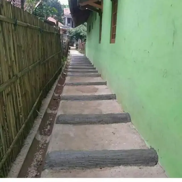 6 Polisi Tidur Dengan Bentuk Paling Absurd Ini Bikin Geleng Kepala