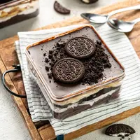 ilustrasi dessert box/Wholzy/Shutterstock