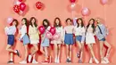 Seperti diketahui, TWICE merilis What Is Love pada Senin (9/4) jam 6 sore. Siapa yang menyangka jika belum 24 jam, mereka berhasil mendapatkan predikat certified all-kill. (Foto: Soompi.com)