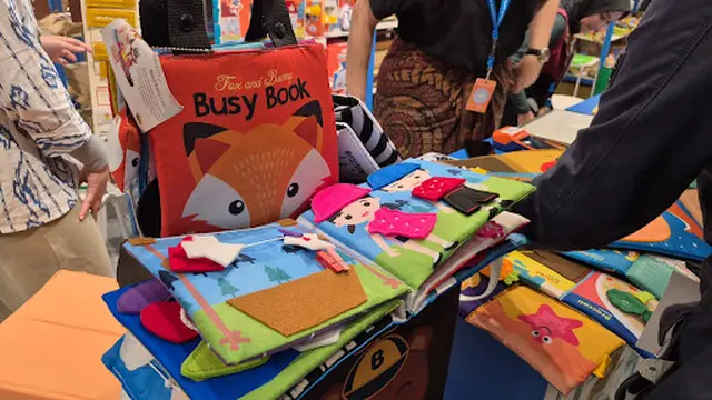 Cerita Fox and Bunny, Mainan Edukasi yang Lahir dari Fenomena Anak Kecanduan Gadget
