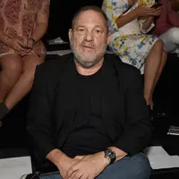 Sejak kabar skandal seks Harveys Weinstein menyebar di publik, sejumlah petinggi Weintein Company juga mengundurkan diri dan meninggalkan Tarak Ben Ammar, Lance Maerov dan Bob Weinstein di dalamnya. (AFP/Nicholas Hunt)