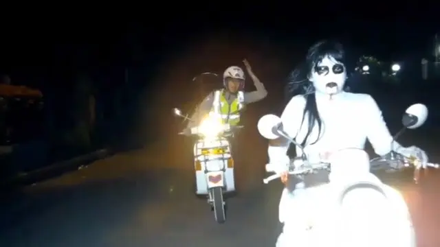 Bikin Ngakak, Kumpulan Foto Pengendara Motor Ini Hanya Terjadi di Indonesia