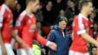 Ekspresi pelatih MU, Louis van Gaal, setelah timnya kalah dari Southampton 0-1 dalam lanjutan Liga Inggris di Stadion Old Trafford, Manchester, Sabtu (23/1/2016). (AFP/Oli Scarff)
