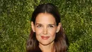 Beberapa waktu yang lalu, Katie Holmes kembali melabuhkan hatinya untuk Jamie Foxx. Bahkan kabarnya, Katie sedang mengandung benih cintanya dengan Jamie foxx. (AFP/Bintang.com)