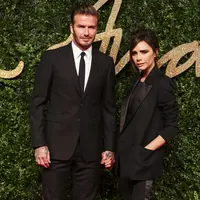 Bukan hanya sederet aktris dan aktor hollywood yang memberi ucapan serta doa untuk dirinya. Sang suami, David Beckham pun tak ingin ketinggalan melewati momen kebahagiaan tersebut. (AFP/Bintang.com)