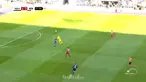Berita video kiper klub Belgia Roya Excel Mouscron, Logan Bailly, kebobolan karena tak sempurna dalam menyundul bola. This video presented by BallBall.